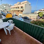 Edificio Marta La Caleta Daire *